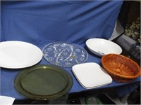 dish/ tray lot .