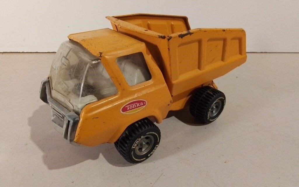 Vintage Tonka Dump Truck