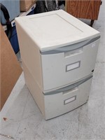 FILING CABINET WITH KEYS 18" X 14.75" X 24"