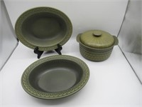 3 PIECES OF VINTAGE WEDGWOOD "CAMBRIAN GREEN" DISH