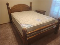 Queen Wood headboard, footboard and frame