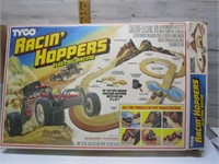 TYCO RACIN HOPPERS