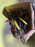 Box of miscellaneous Pliers/Grips and hand tools