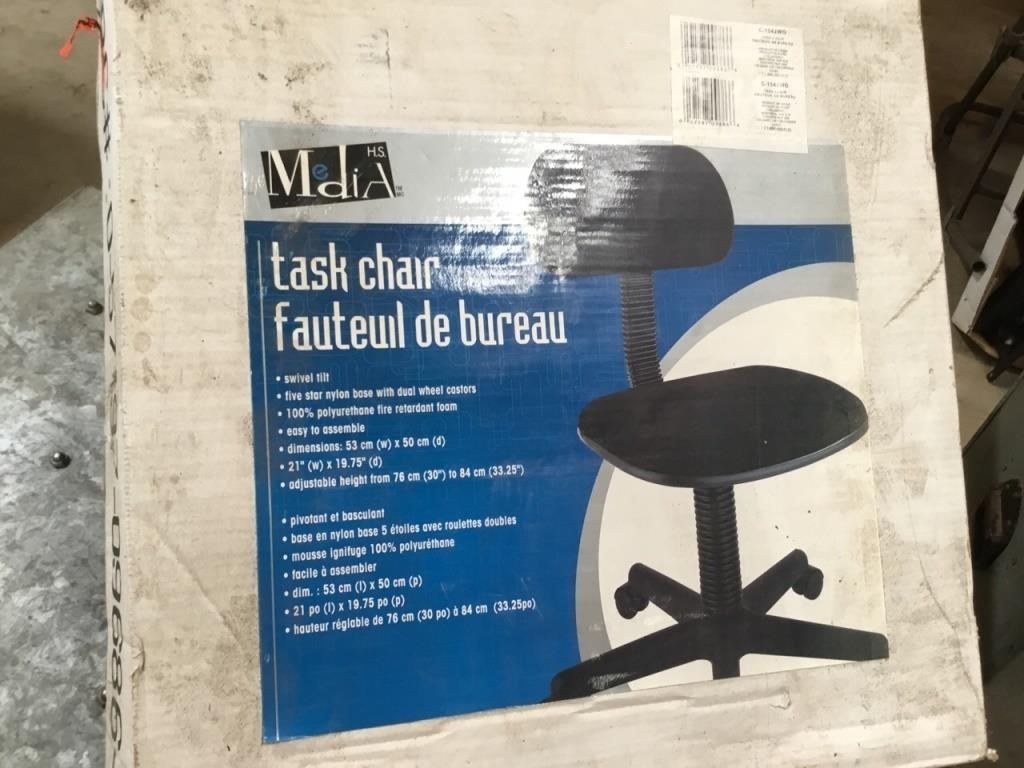 Task chair