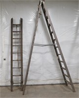 Lot - Wooden Extension & Step Ladders