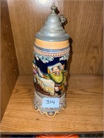 GERMAN BEER STEIN MUSIC BOX