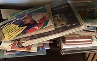 ASSORTED LOT OF CHILDRENS BOOKS RECORDS