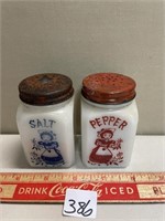 AMAZING 1950'S MILK GLASS SALt & PEPPER SHAKERS