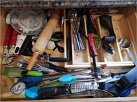 Misc Kitchen Tools (large drawer)