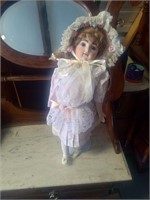 Gigglees 1982 (Joyce Wolf) doll.