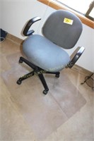 desk chair & mat