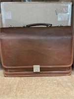 16" Swiss Genuine Leather Bag w/combination lock