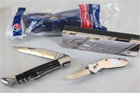 Smith & Wesson Blue Sunglasses & Pocket Knives
