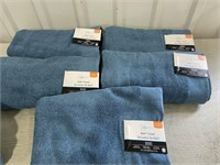 5 Bath Towels