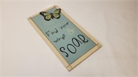 Wall Plaque "Find your wings & Soar"