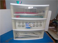 Plastic drawer unit, w silicone baking cups,