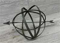 Metal Globe Arrow