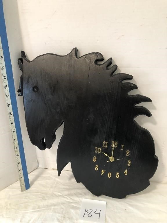 Wooden horse clock, battery operated