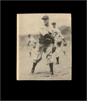 1939 Play Ball #28 Sylvester Johnson TRIMMED