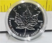 1994 Canada $5 Silver Maple Leaf With Case