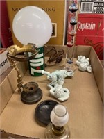 7up Lamp And Assorted Items