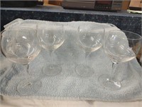 Lot of 4 Matching Wine Glasses