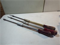 3 LG Yankee spiral ratchet screwdrivers.
