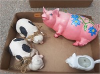ceramic pigs