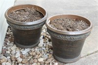 Two Light Weight Urn Style Planters