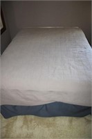 Queen Size Bed (Complete)
