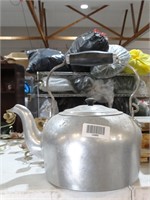 Wear-Ever No. 906 Aluminum Teapot