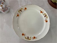 Hall's Kitchenware Jewel Autumn Leaf plates