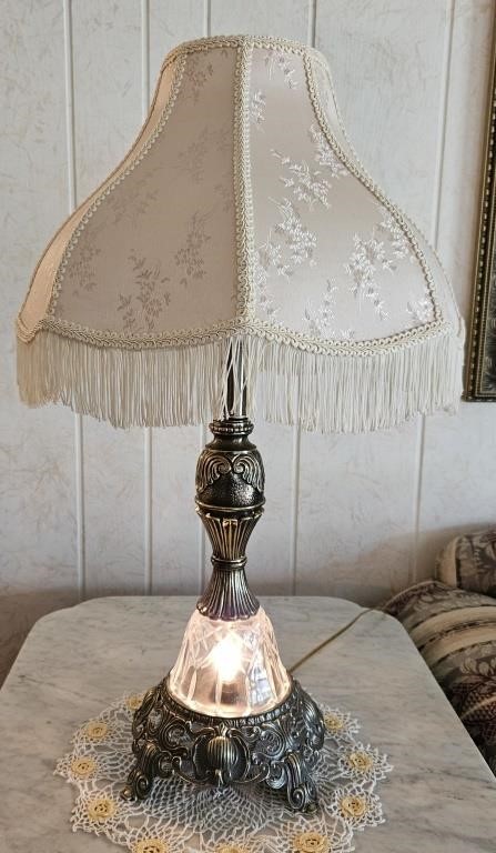 29" Lighted Glass Base Table Lamp
