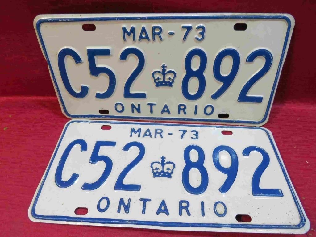 1973 Ontario Matching License Plates Canada Set