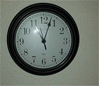 Battery Operated Wall Clock, Plastic