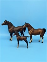 3 Horse Figurine Marked U.s.a. Breyer Molding Co.