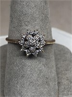 10 kt. gold Cluster diamond ring, size 8.5