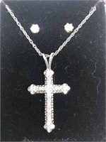 14kt. gold 17-diamond cross necklace