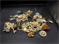 Huge Brooch Lot Marvella Weiss Giovanni Mamselle