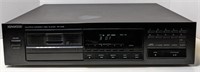 Kenwood DP-M98 Multi Compact Disc Player. Powers