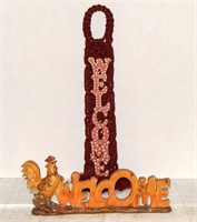 Rooster welcome desktop plaque, macrame welcome