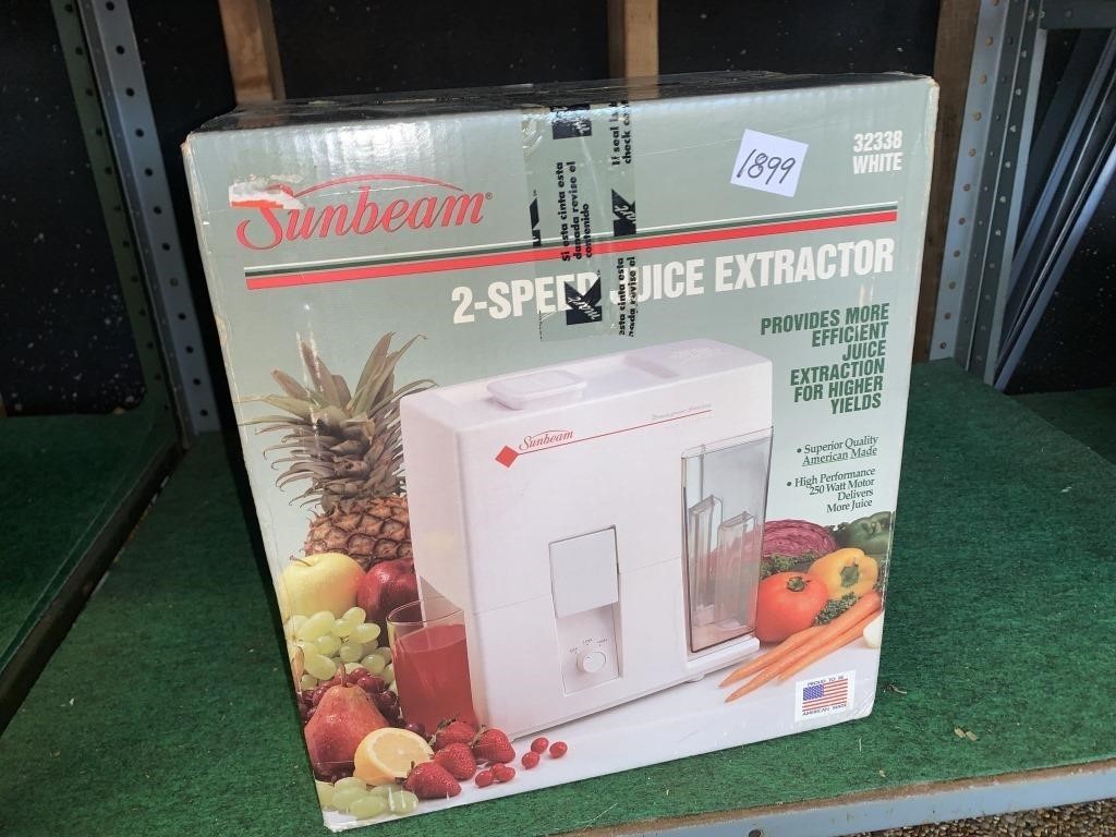 2 SPEED JUICER EXTRACTOR NEW IN BOX