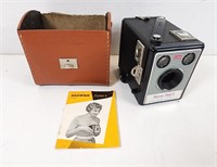 VINTAGE Kodak Brownie Flash II Camera w/ Case