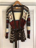 VINTAGE FIRST QUALITY KNIT WEAR SWEATER LARGE