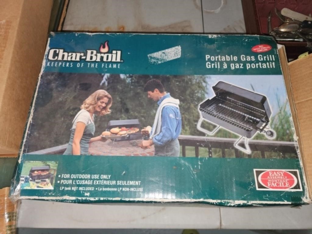 Charbroil portable gas grill