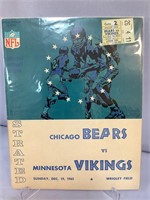 Bears vs Vikings Dec 19 1965 program W/ ticket