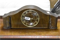 Mantel Clock: