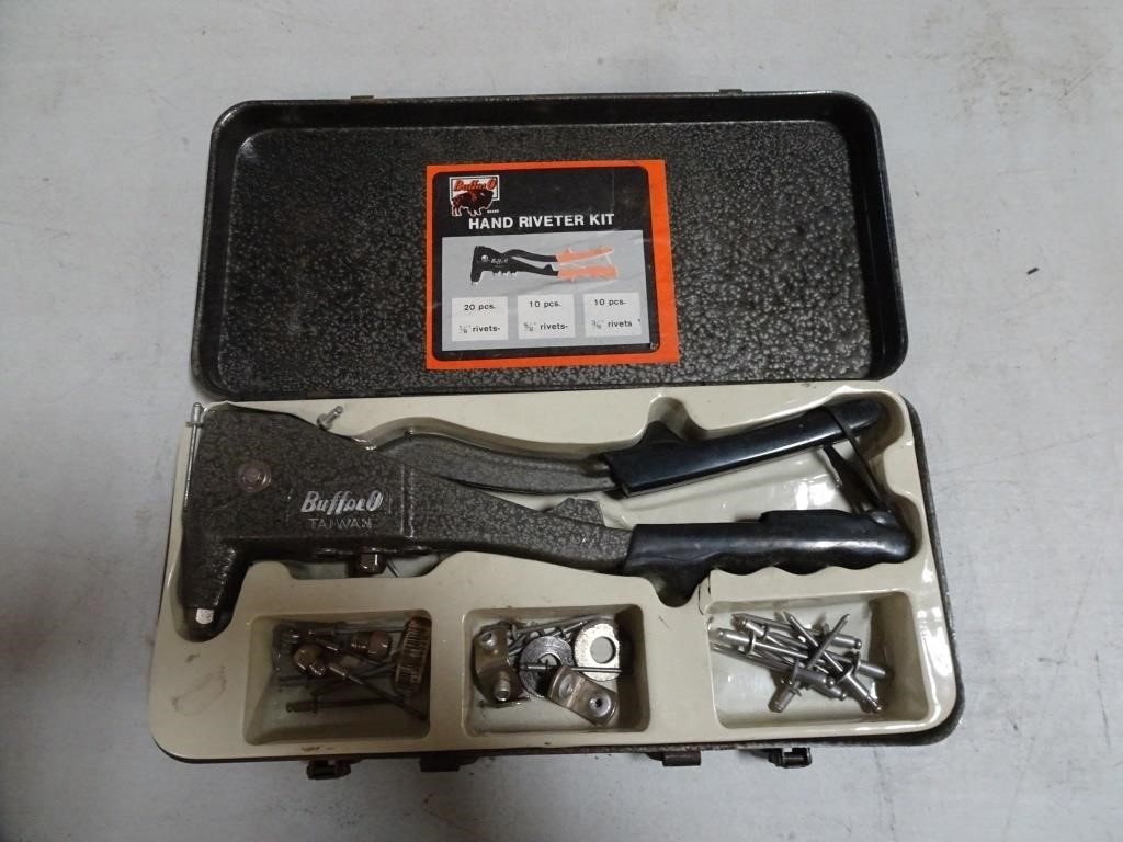 Buffal-O Hand Riveter Set