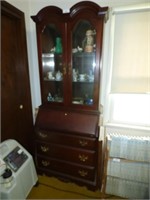 DROP FRONT SECRETARY/CHINA CABINET CONTENT NOT