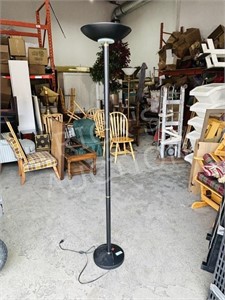 black aluminum pole lamp - 6'